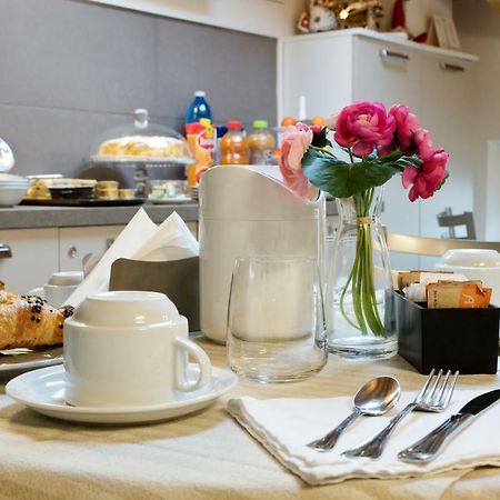 B&B La Casa Di Rosa Vago Екстер'єр фото