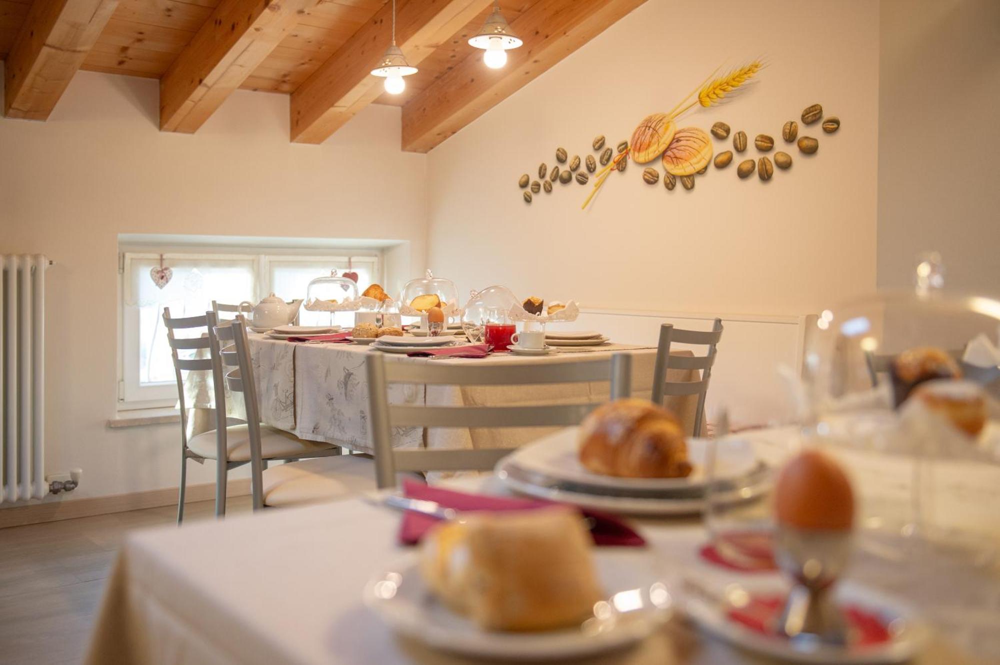 B&B La Casa Di Rosa Vago Екстер'єр фото