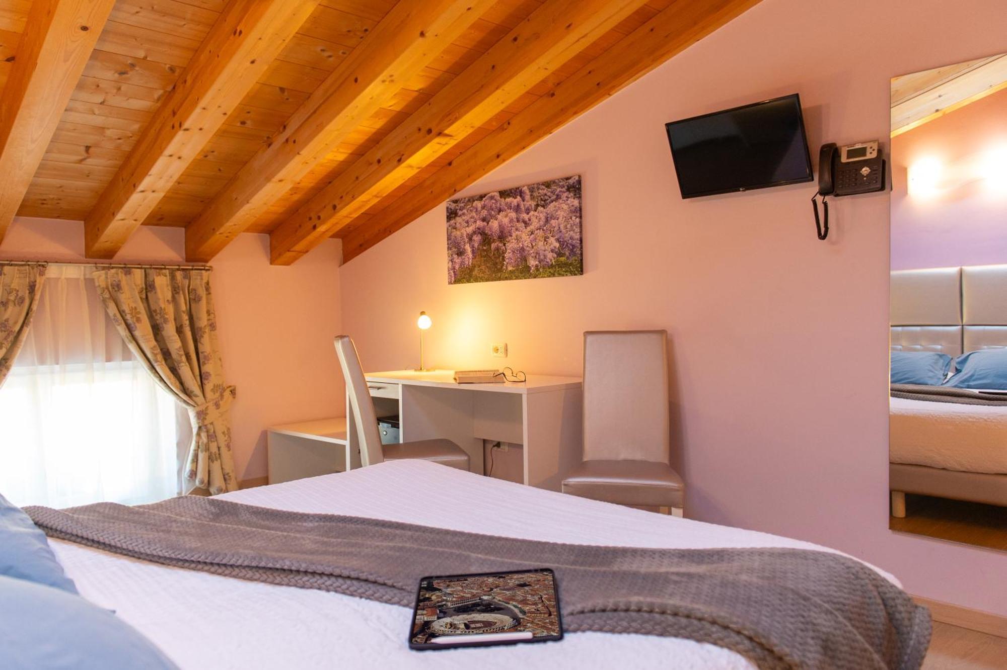 B&B La Casa Di Rosa Vago Екстер'єр фото