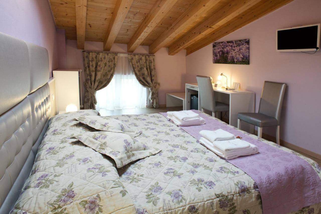 B&B La Casa Di Rosa Vago Екстер'єр фото