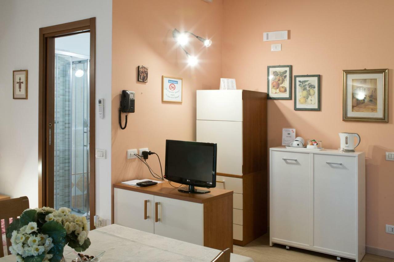 B&B La Casa Di Rosa Vago Екстер'єр фото