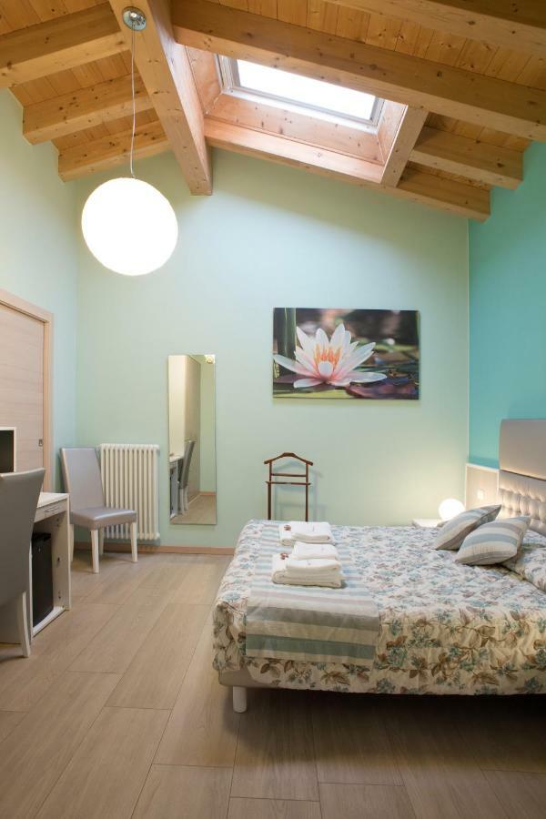 B&B La Casa Di Rosa Vago Екстер'єр фото